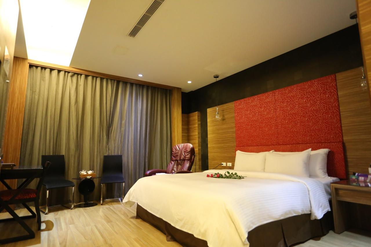Go Shine Motel Pingtung Exterior photo